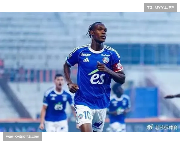 斯特林与切尔西解约离队 蓝军锋线重组进入新阶段